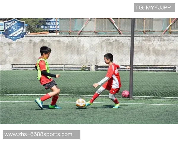 赤马足球：激情与梦想交织的绿茵场上追逐荣耀的旅程